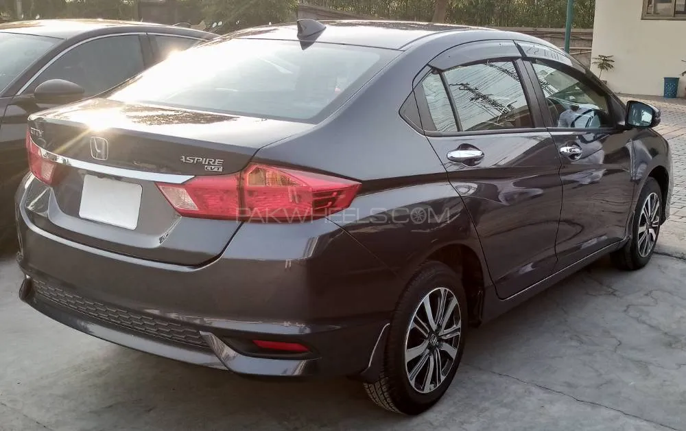 Honda City 2025 for Sale in Lahore Honda City 2025 for Sale in Lahore Image-6