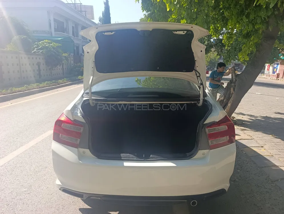 ہونڈا سٹی 2013 for Sale in راولپنڈی ہونڈا سٹی 2013 for Sale in راولپنڈی Image-8