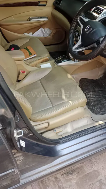 ہونڈا سٹی 2019 for Sale in فیصل آباد ہونڈا سٹی 2019 for Sale in فیصل آباد Image-5