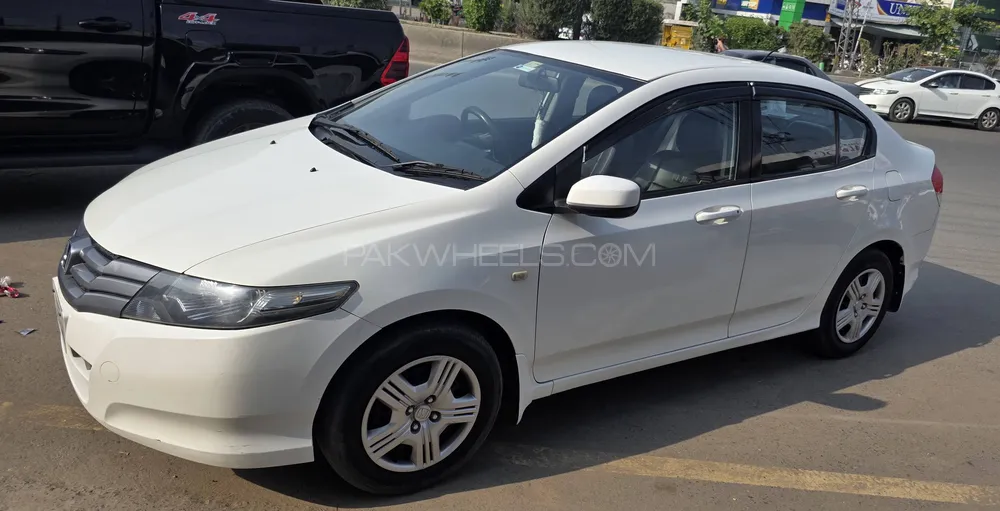 Honda City 2011 for Sale in Sheikhupura Image-1