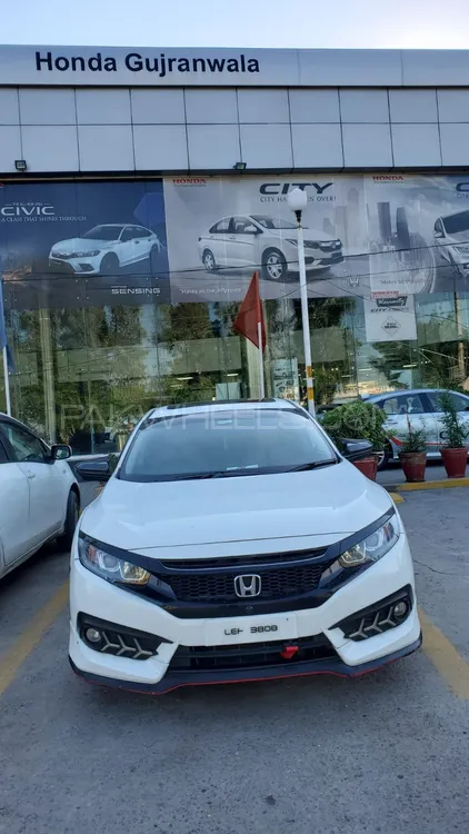 Honda Civic 2017 for Sale in Gujranwala Image-1