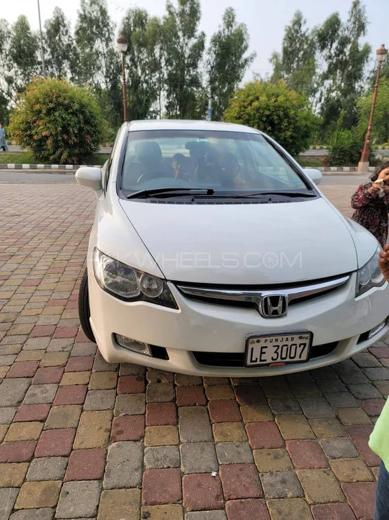 Honda Civic 2010 for Sale in Lahore Image-1