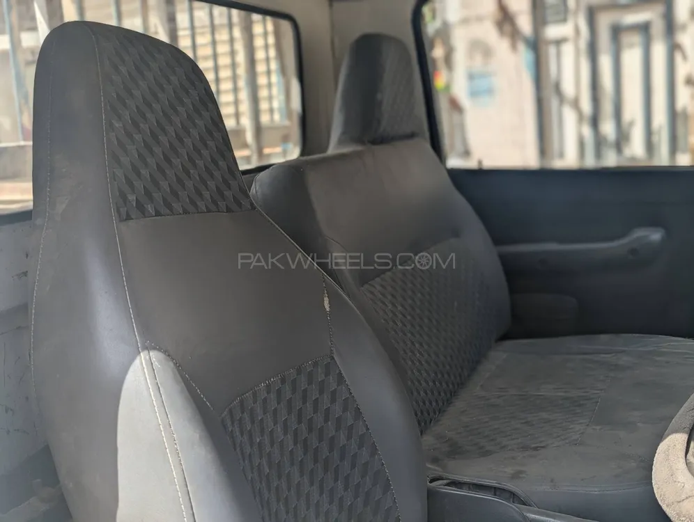Hyundai Shehzore 2005 for Sale in Karachi Hyundai Shehzore 2005 for Sale in Karachi Image-5