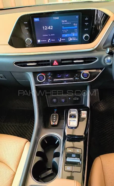 ہنڈائی سوناتا 2023 for Sale in اسلام آباد ہنڈائی سوناتا 2023 for Sale in اسلام آباد Image-10