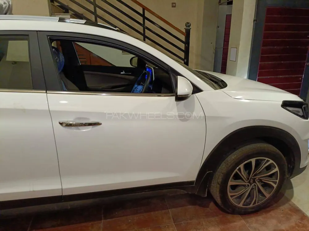 Hyundai Tucson 2024 for Sale in Moro Image-1