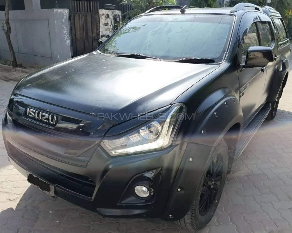 Isuzu D-Max 2022 for Sale in Lahore Image-1