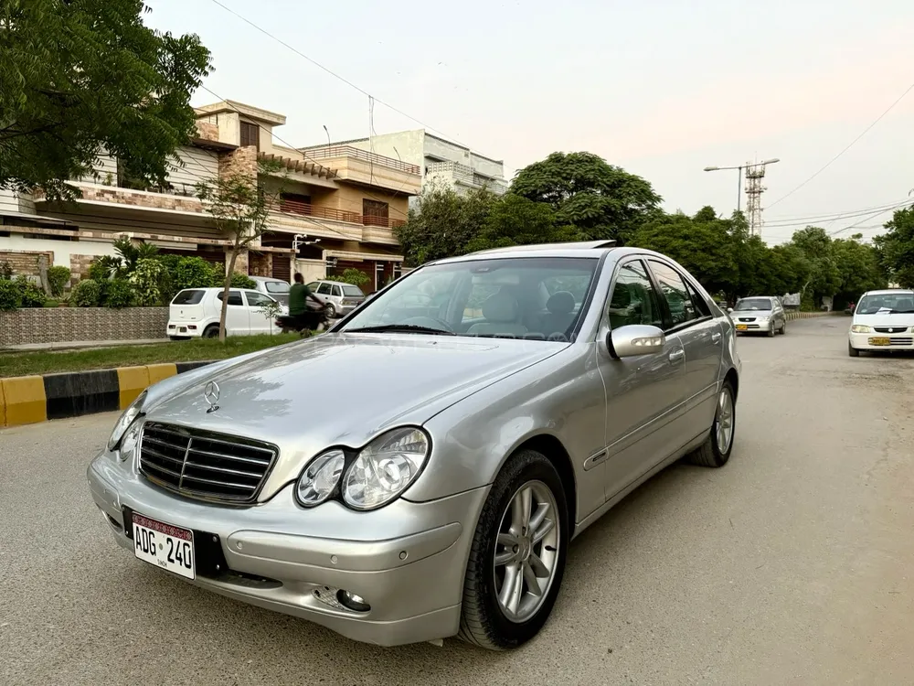 Mercedes Benz C Class 2001 for Sale in Karachi Mercedes Benz C Class 2001 for Sale in Karachi Image-3