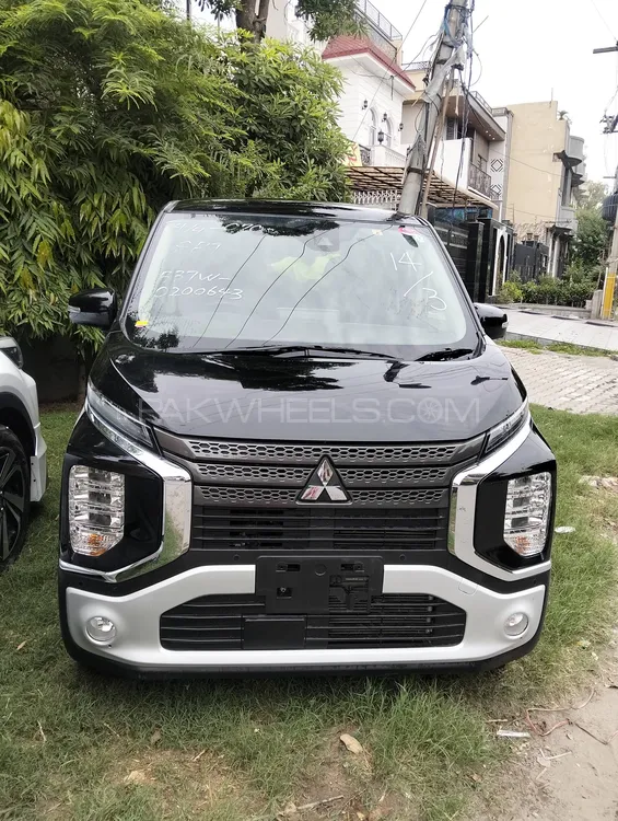 Mitsubishi EK X 2023 for Sale in Lahore Mitsubishi EK X 2023 for Sale in Lahore Image-3