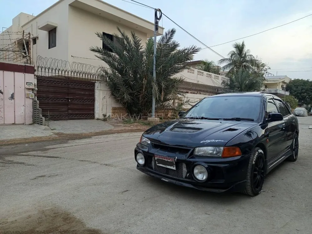 Mitsubishi Lancer Evolution X 1997 for Sale in Karachi Mitsubishi Lancer Evolution X 1997 for Sale in Karachi Image-7