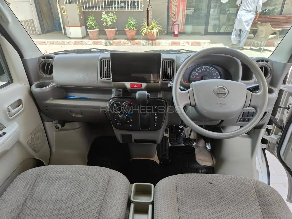 Nissan Clipper 2017 for Sale in Karachi Image-1