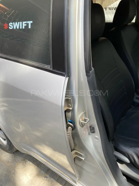Suzuki Swift 2013 for Sale in Karachi Suzuki Swift 2013 for Sale in Karachi Image-8
