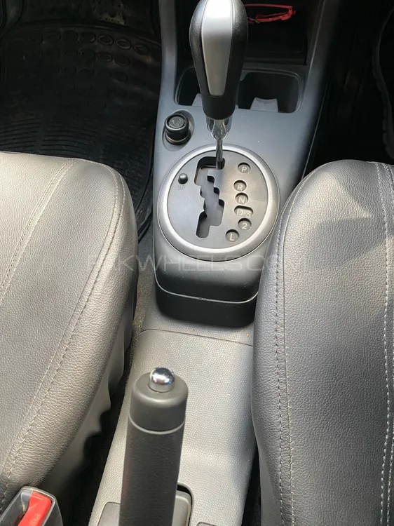 Suzuki Swift 2013 for Sale in Karachi Suzuki Swift 2013 for Sale in Karachi Image-4