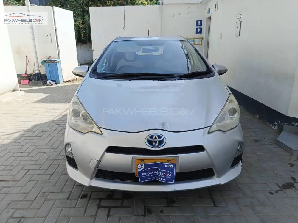 Toyota Aqua 2013 for Sale in Karachi Image-1