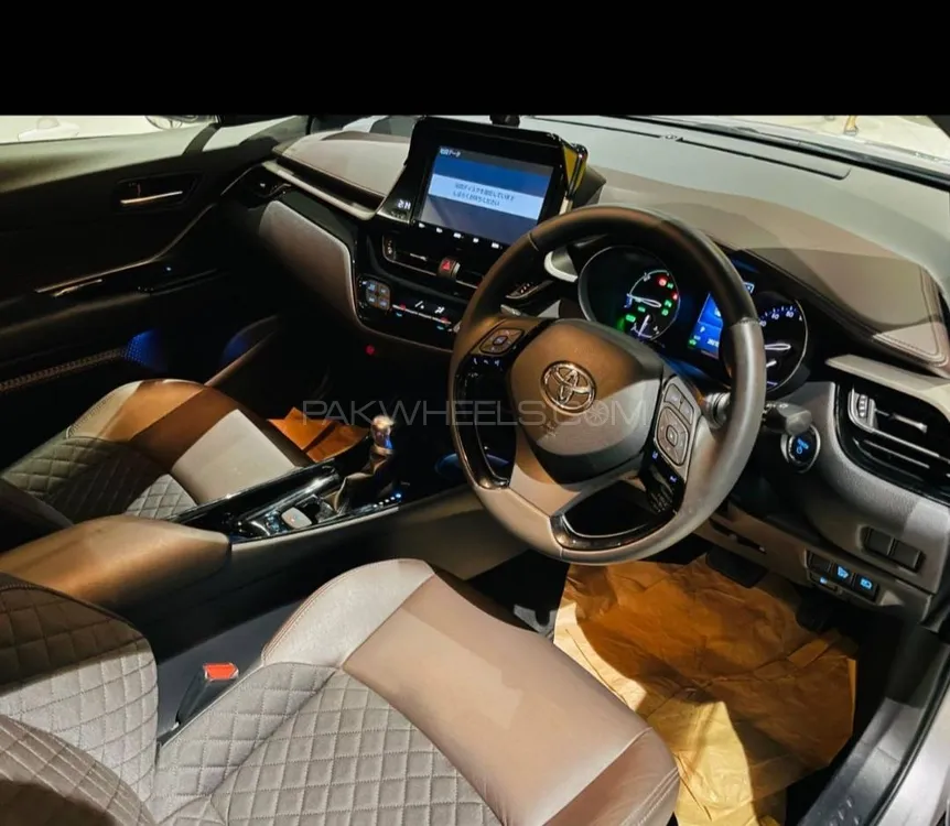 Toyota C-HR 2019 for Sale in Karachi Image-1