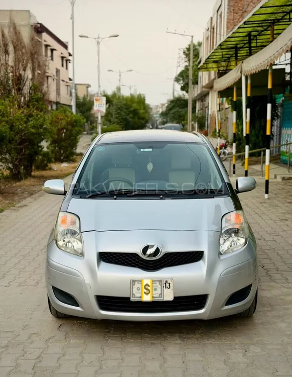 Toyota Vitz 2009 for Sale in Faisalabad Image-1