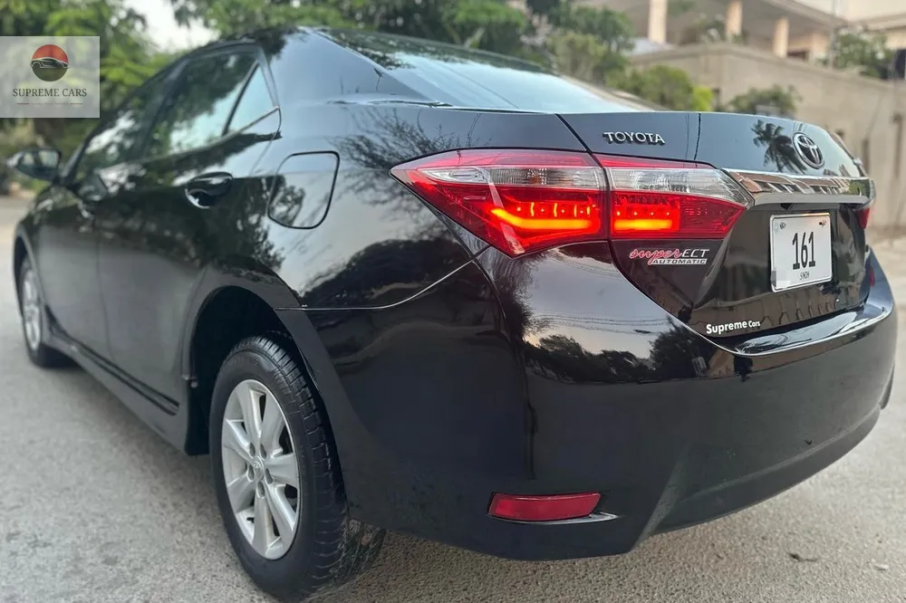 Toyota Corolla 2015 for Sale in Karachi Toyota Corolla 2015 for Sale in Karachi Image-9