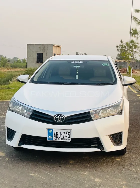 Toyota Corolla 2016 for Sale in Gujrat Image-1