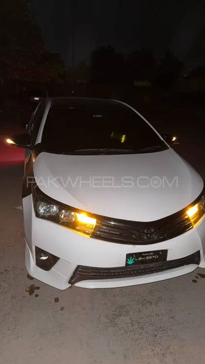 ٹویوٹا کرولا 2014 for Sale in فیصل آباد ٹویوٹا کرولا 2014 for Sale in فیصل آباد Image-2