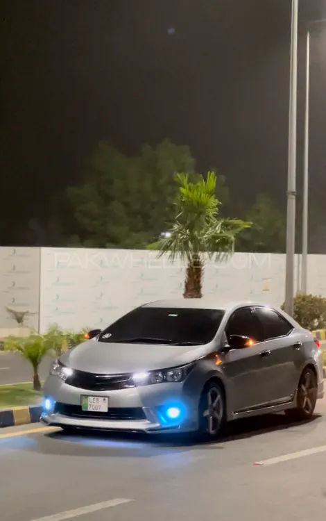 Toyota Corolla 2015 for Sale in Gujrat Image-1
