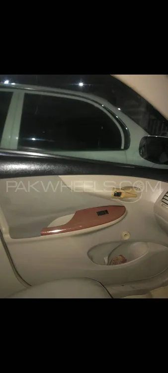 Toyota Corolla 2013 for Sale in Karachi Image-1