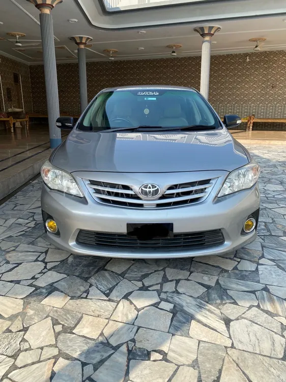 Toyota Corolla 2013 for Sale in Peshawar Image-1