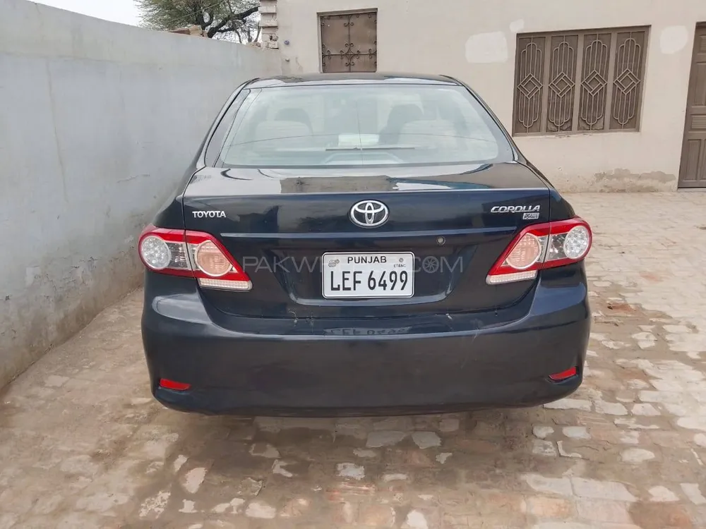 Toyota Corolla 2014 for Sale in Taunsa sharif Image-1