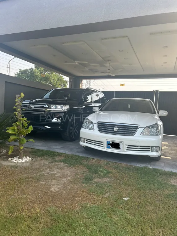 Toyota Crown 2007 for Sale in Islamabad Image-1