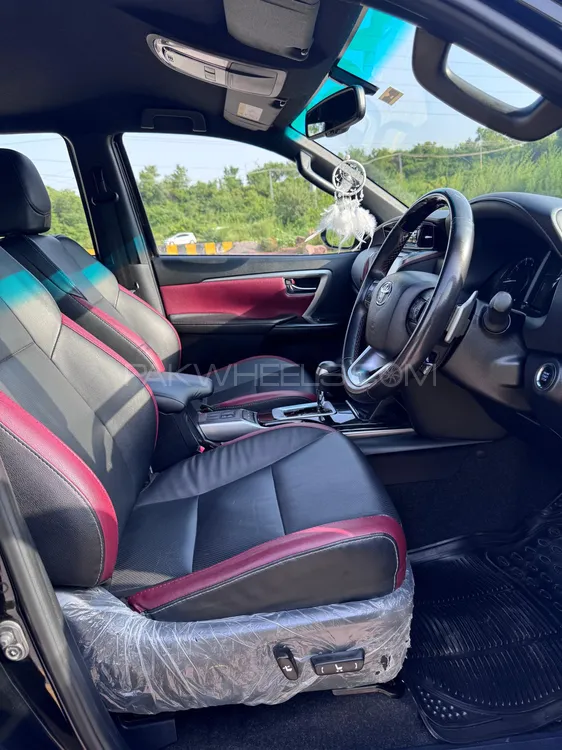 Toyota Fortuner 2023 for Sale in Islamabad Toyota Fortuner 2023 for Sale in Islamabad Image-13