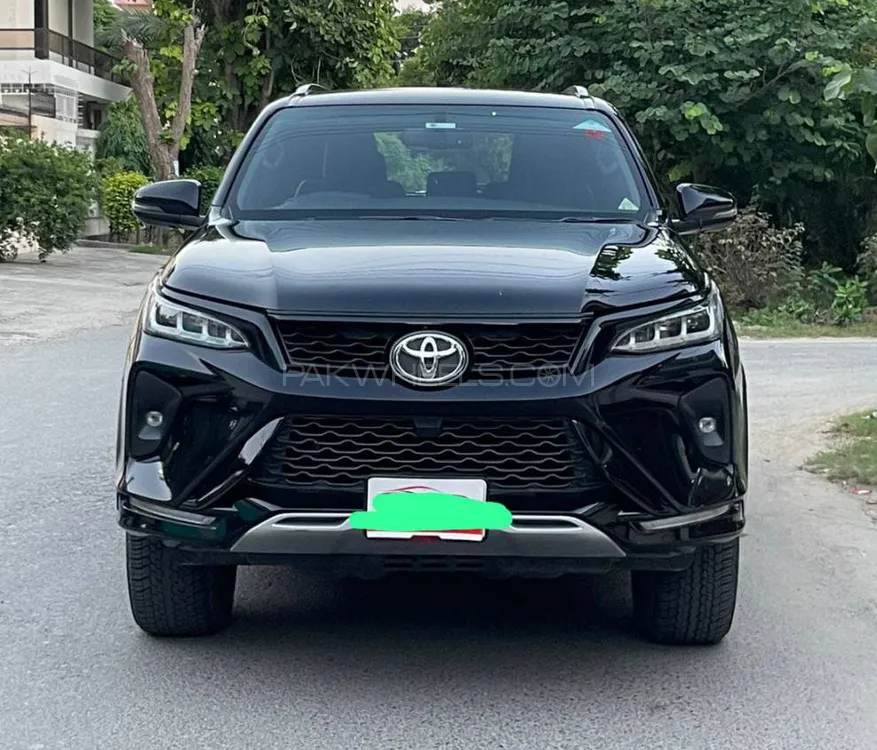 Toyota Fortuner 2023 for Sale in Lahore Image-1
