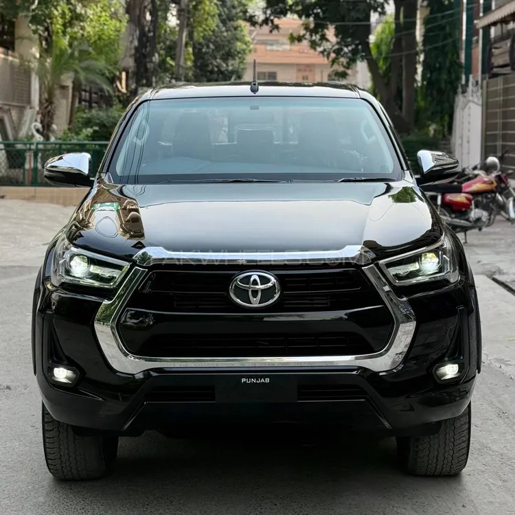 Toyota Hilux 2022 for Sale in Lahore Image-1