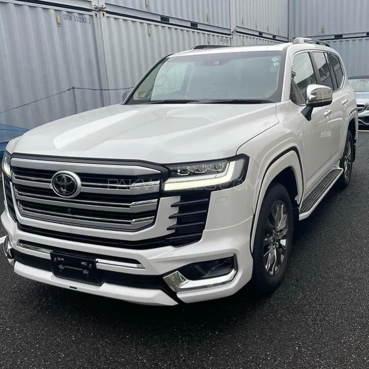 Toyota Land Cruiser 2023 for Sale in Lahore Image-1