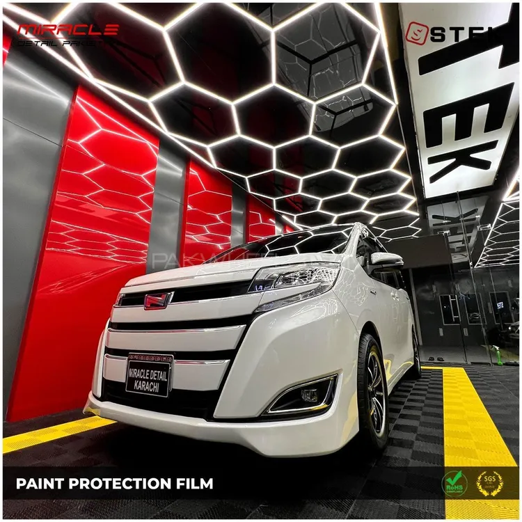 Toyota Noah 2018 for Sale in Karachi Image-1