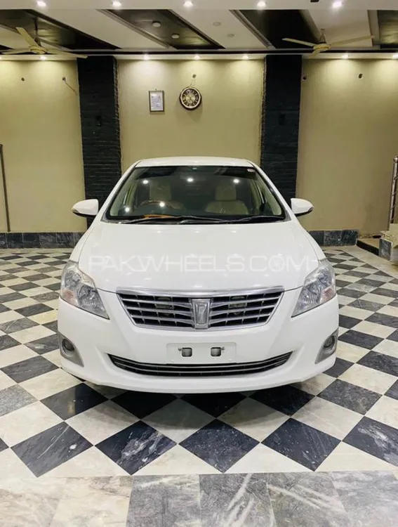 Toyota Premio 2015 for Sale in Quetta Image-1