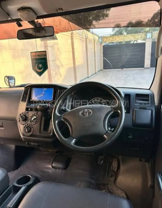 Toyota Town Ace 2013 for Sale in Kohat Toyota Town Ace 2013 for Sale in Kohat Image-5