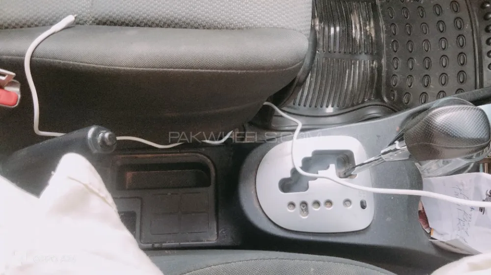 Toyota Vitz 2014 for Sale in Layyah Image-1