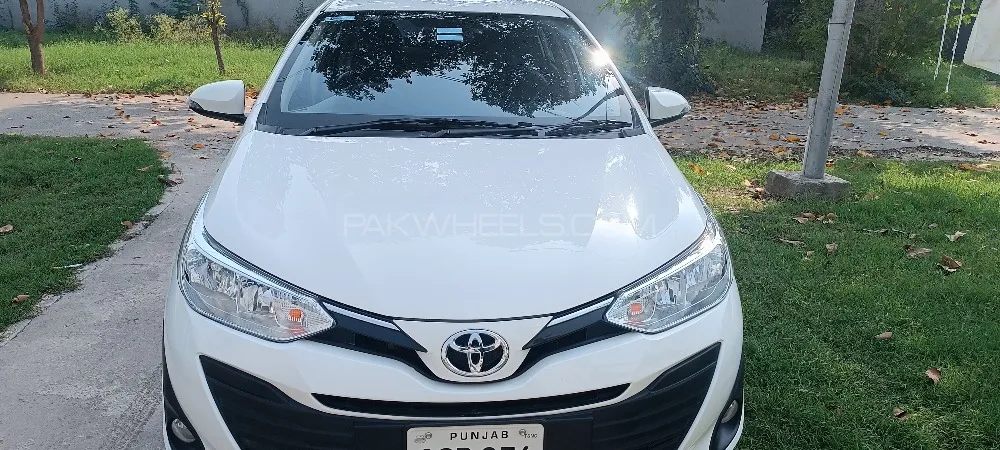 Toyota Yaris Sedan 2023 for Sale in Peshawar Image-1