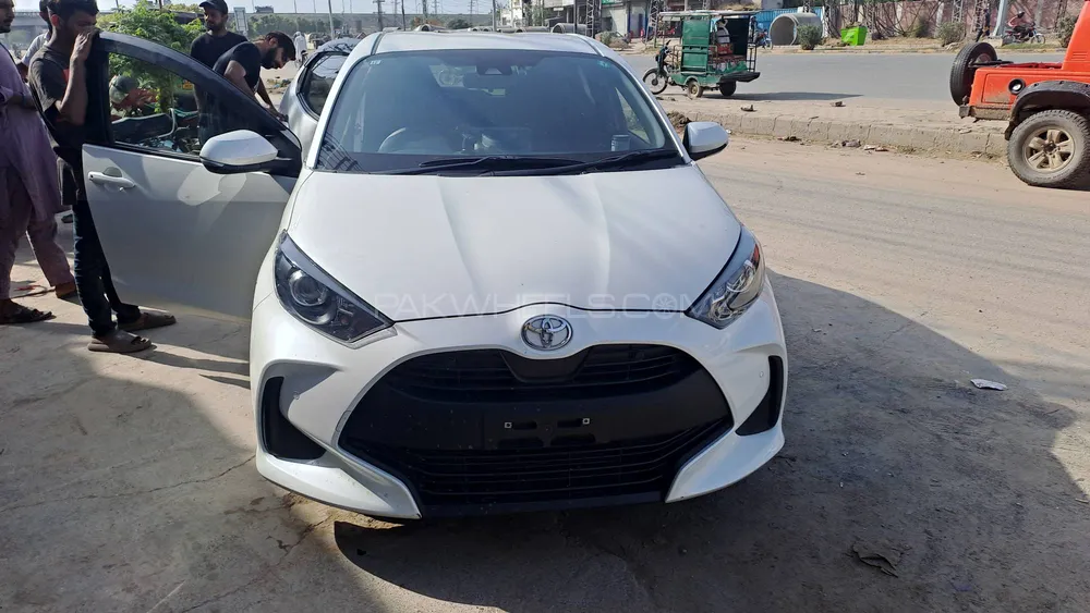 Toyota Yaris Hatchback 2022 for Sale in Lahore Image-1