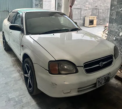 Suzuki Baleno JXR 2004