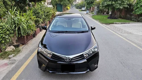 Toyota Corolla Altis Automatic 1.6 2017