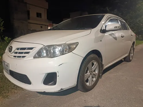 Toyota Corolla XLi VVTi Limited Edition 2013