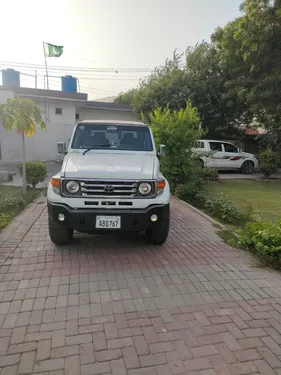 Toyota Land Cruiser 1986