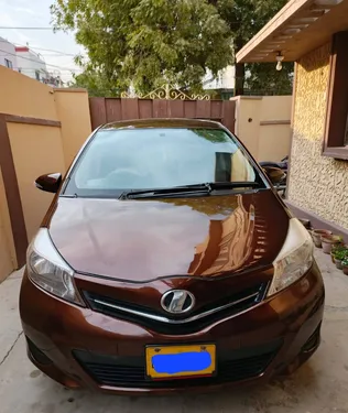 Toyota Vitz Jewela 1.0 2012