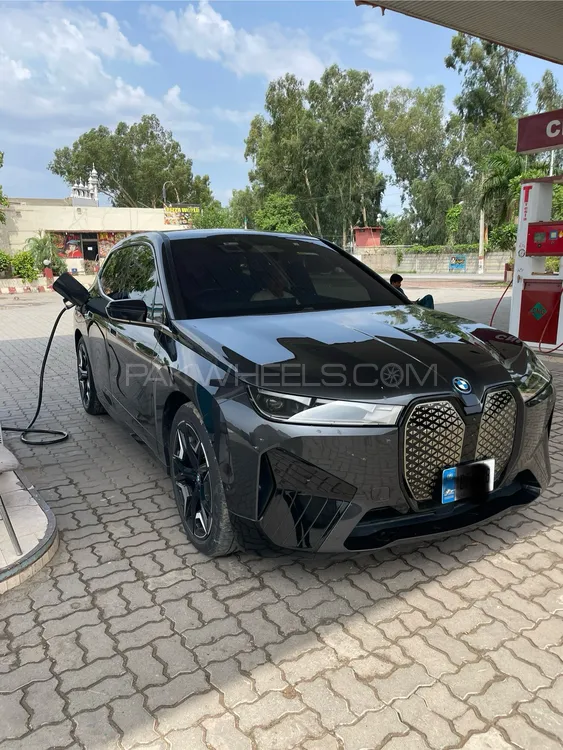 BMW iX 2022 for Sale in Islamabad Image-1