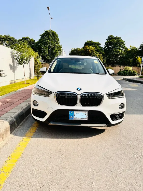 BMW X1 2017 for Sale in Islamabad Image-1