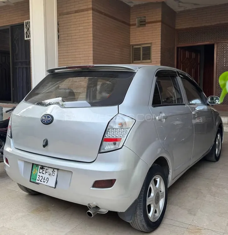 FAW V2 2015 for Sale in Lahore Image-1