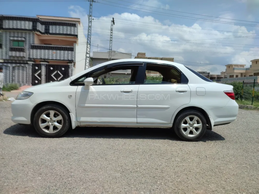 Honda City 2006 for Sale in Peshawar Image-1