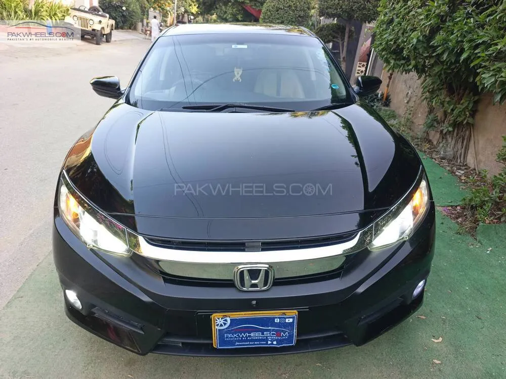Honda Civic 2018 for Sale in Karachi Image-1