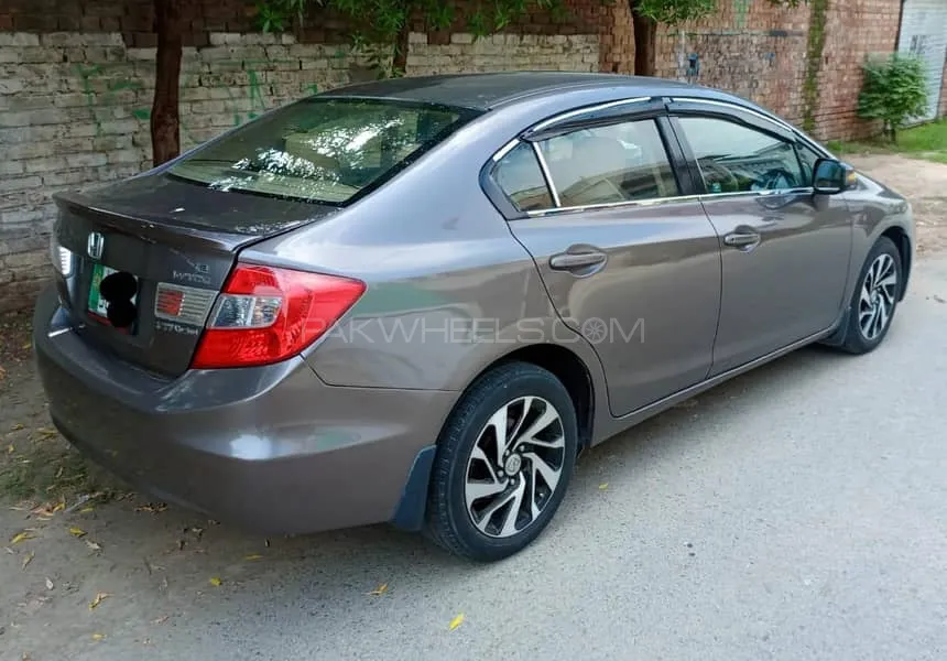 ہونڈا سوک 2014 for Sale in لاہور ہونڈا سوک 2014 for Sale in لاہور Image-9