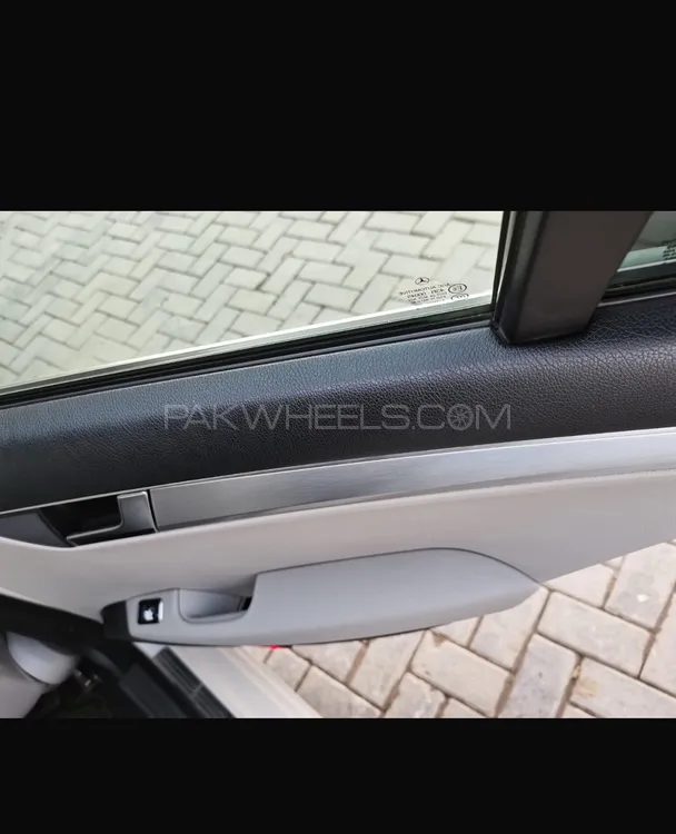 Mercedes Benz C Class 2012 for Sale in Multan Mercedes Benz C Class 2012 for Sale in Multan Image-12