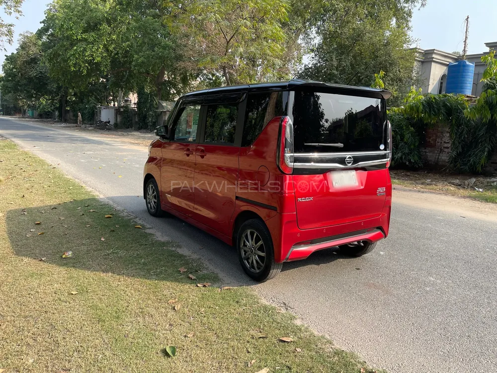 Nissan Dayz Roox 2021 for Sale in Lahore Nissan Dayz Roox 2021 for Sale in Lahore Image-5